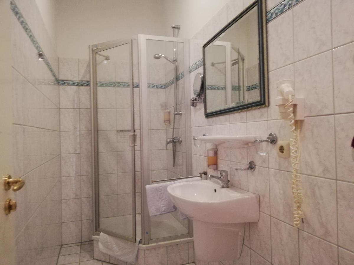 Hotel Dorfschaenke Büdelsdorf 外观 照片