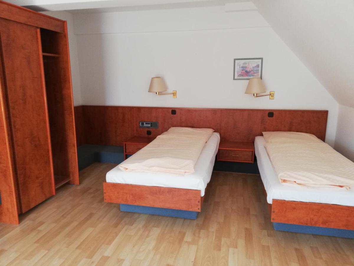 Hotel Dorfschaenke Büdelsdorf 外观 照片